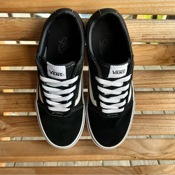 Vans Ward Lo Suede Sneaker – Women’s Size 7.5 - Picture 5 of 9